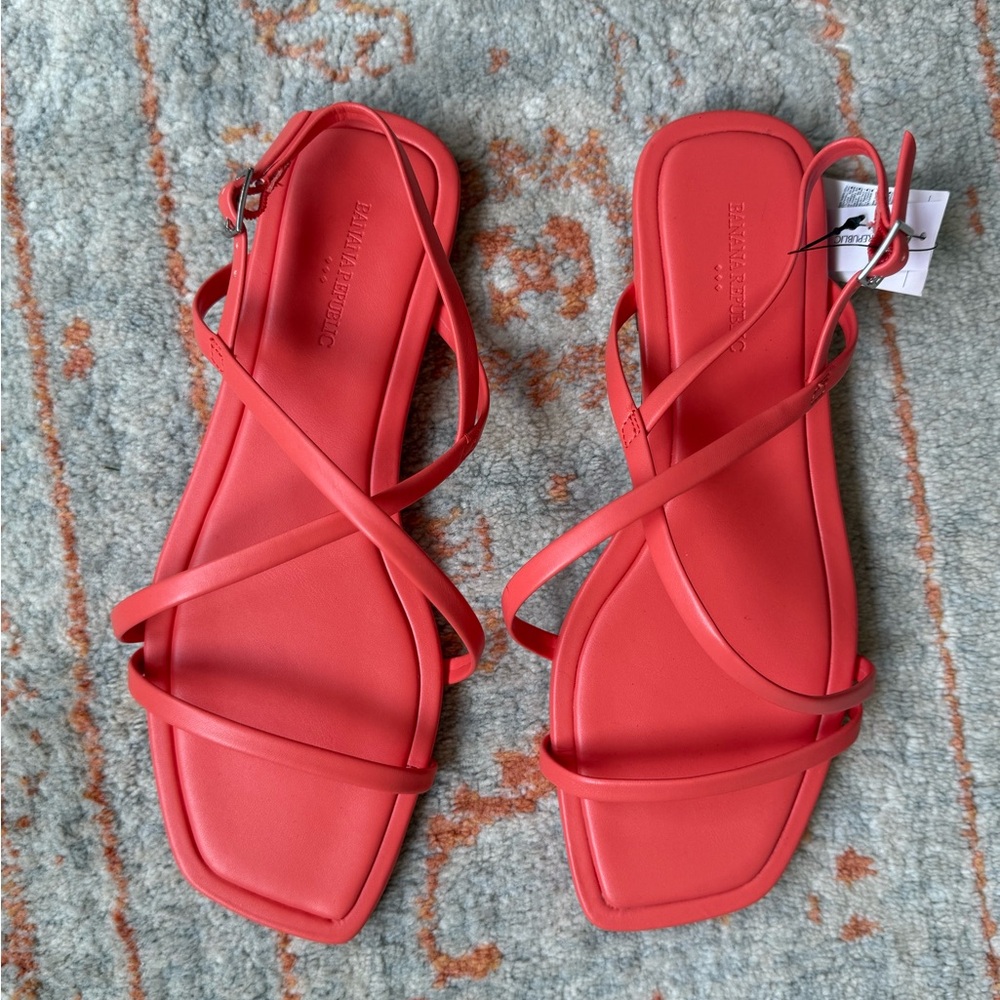 Banana Republic Coral Sandal Size 7